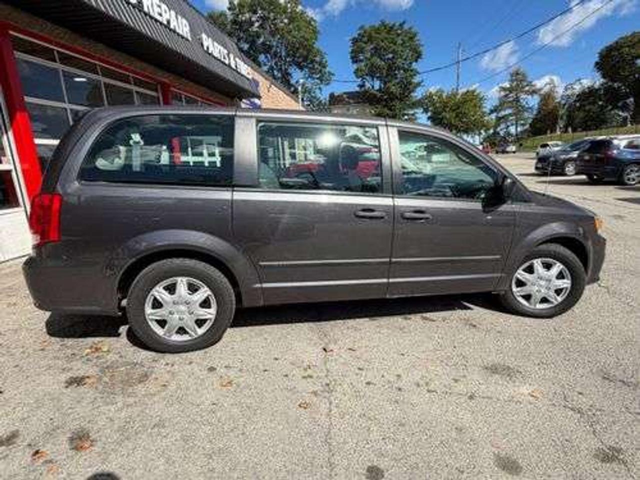 2017 Dodge Grand Caravan CANADA VALUE PACKAGE Photo