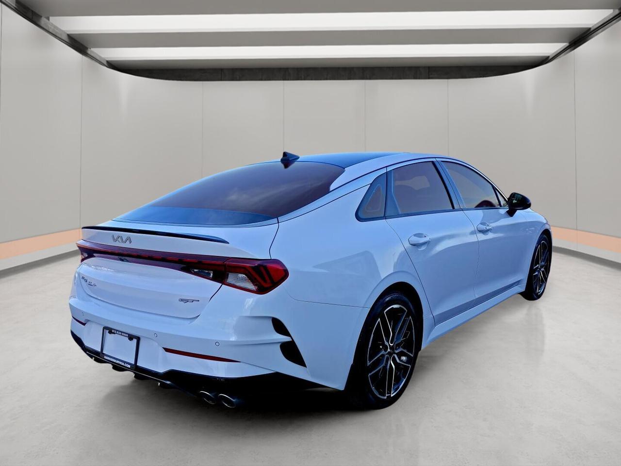 2022 Kia K5 GT TA DCT avec intérieur brun Photo4