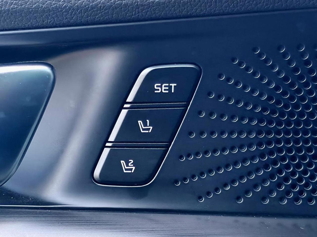 2022 Kia K5 GT TA DCT avec intérieur brun Photo