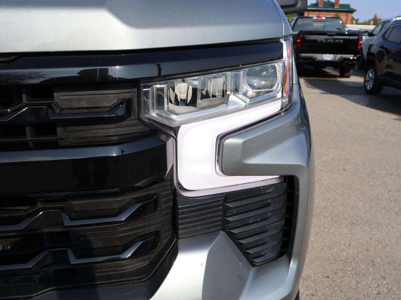 2025 Chevrolet Silverado 1500 Crew Cab Standard Photo