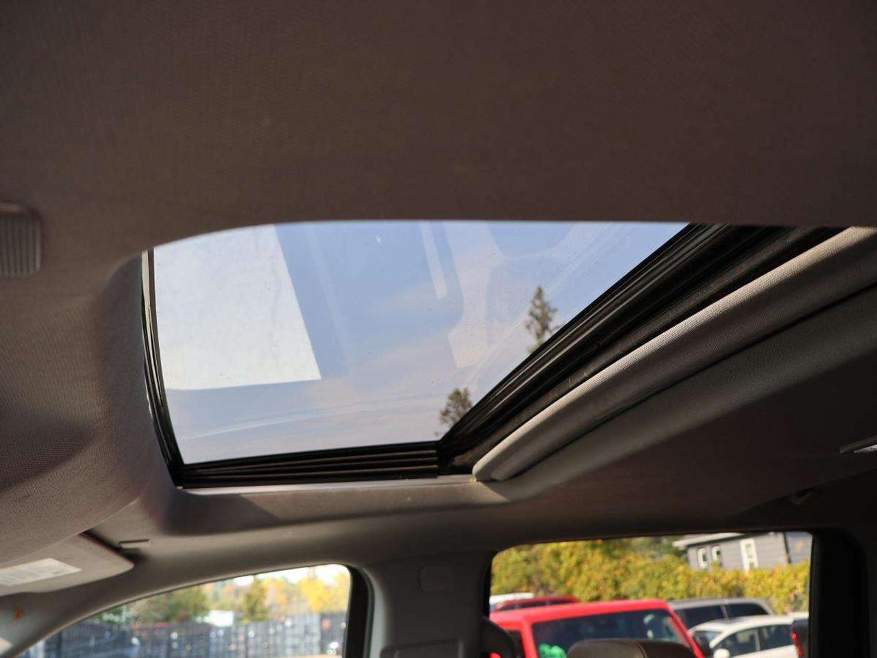 2025 Chevrolet Silverado 1500 Crew Cab Standard Photo