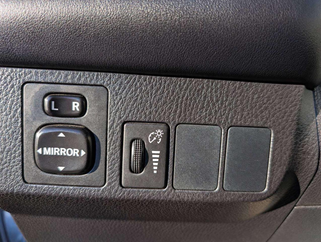 2016 Toyota RAV4 XLE (One Owner, No Accidents) Photo