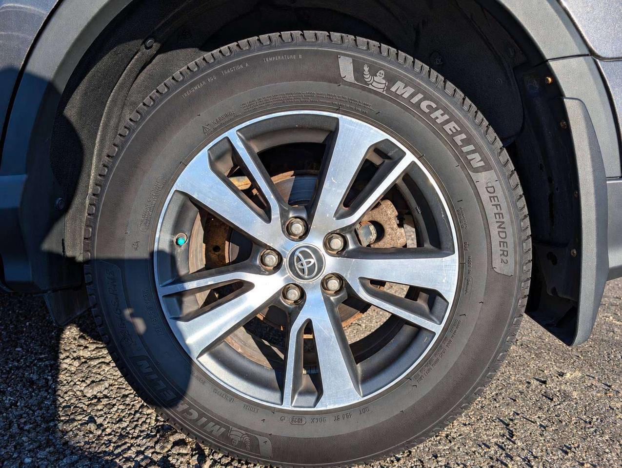 2016 Toyota RAV4 XLE (One Owner, No Accidents) Photo