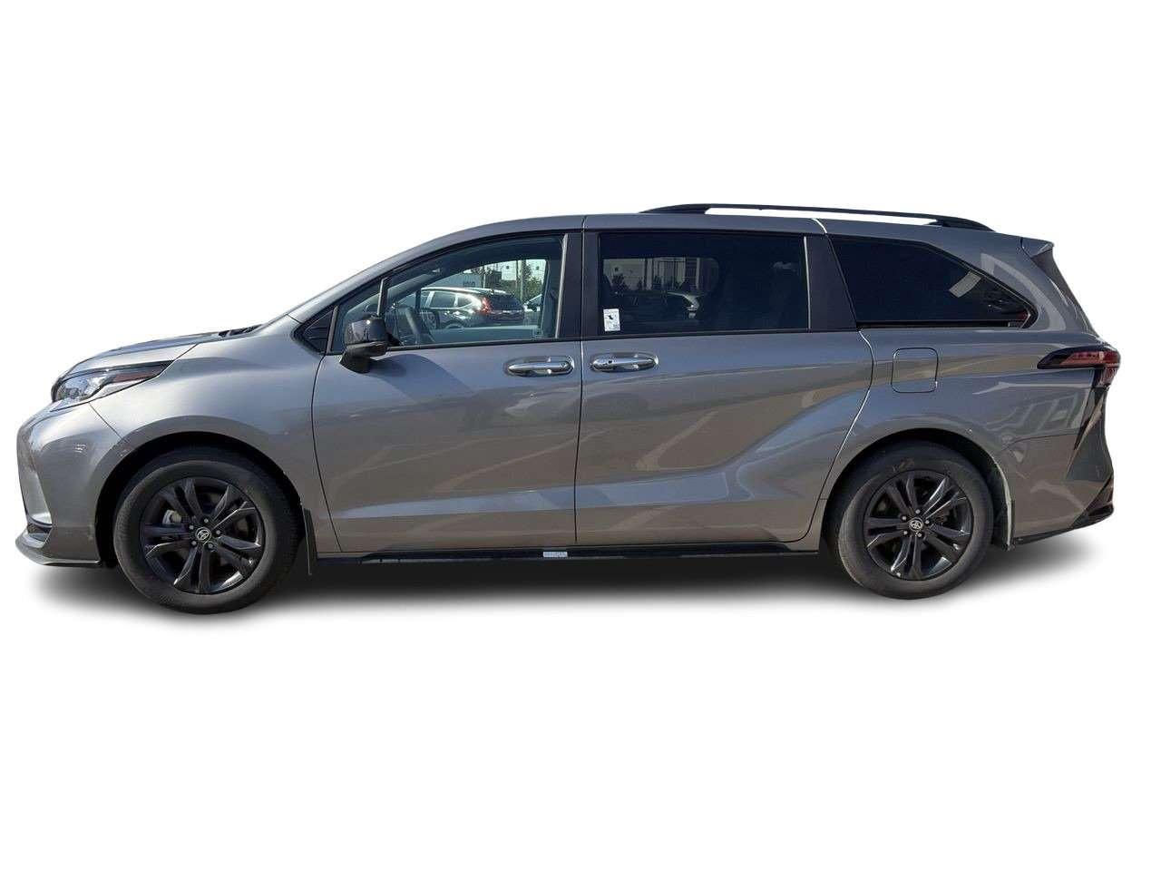 2026 Toyota Sienna Sienna XSE AWD 7-Pass FINANCED PRICE ADVERTISED   TWO-TONE SOFTEX SEATS   SUNROOF   WIRELESS CARPLAY/ANDROID AUTO Photo