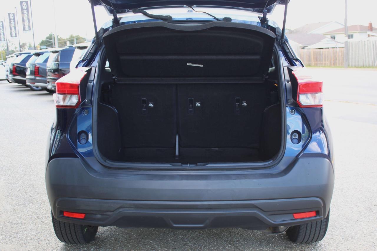 2019 Nissan Kicks SR Photo4