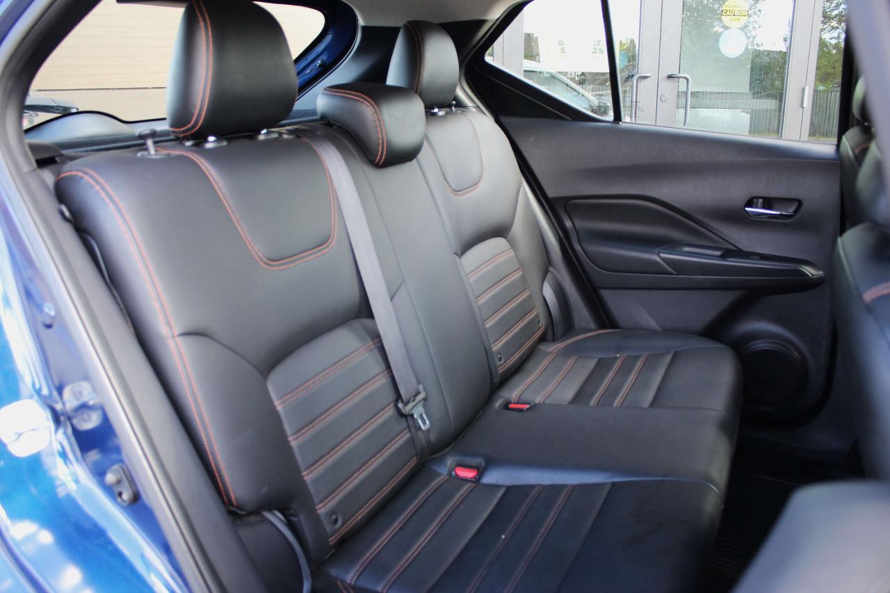 2019 Nissan Kicks SR Photo