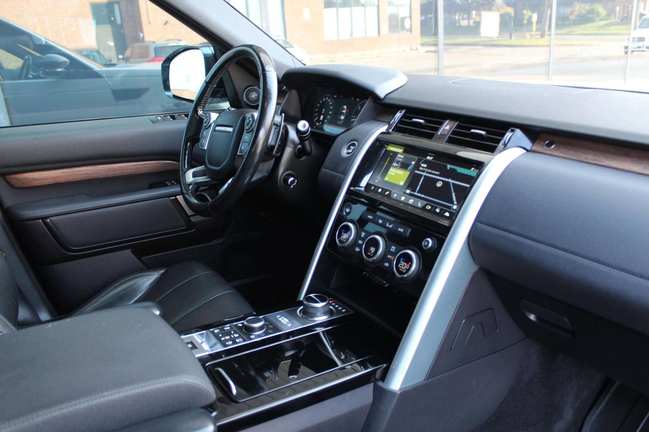 2018 Land Rover Discovery HSE - "7 PASSENGERS" - "3.0L DIESEL" Photo