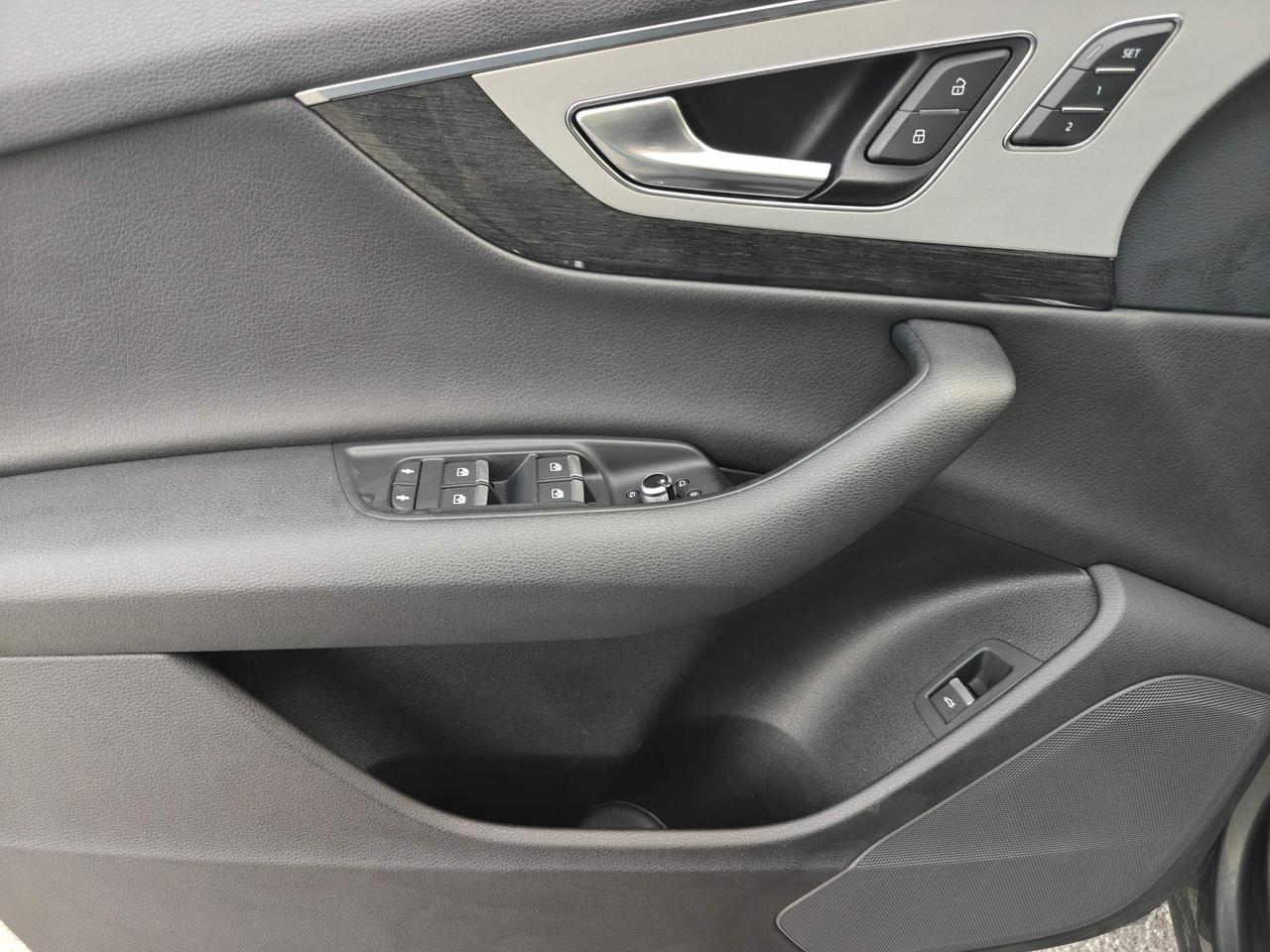 2019 Audi Q7 55 Progressiv 4dr All-Wheel Drive quattro Sport Utility Photo