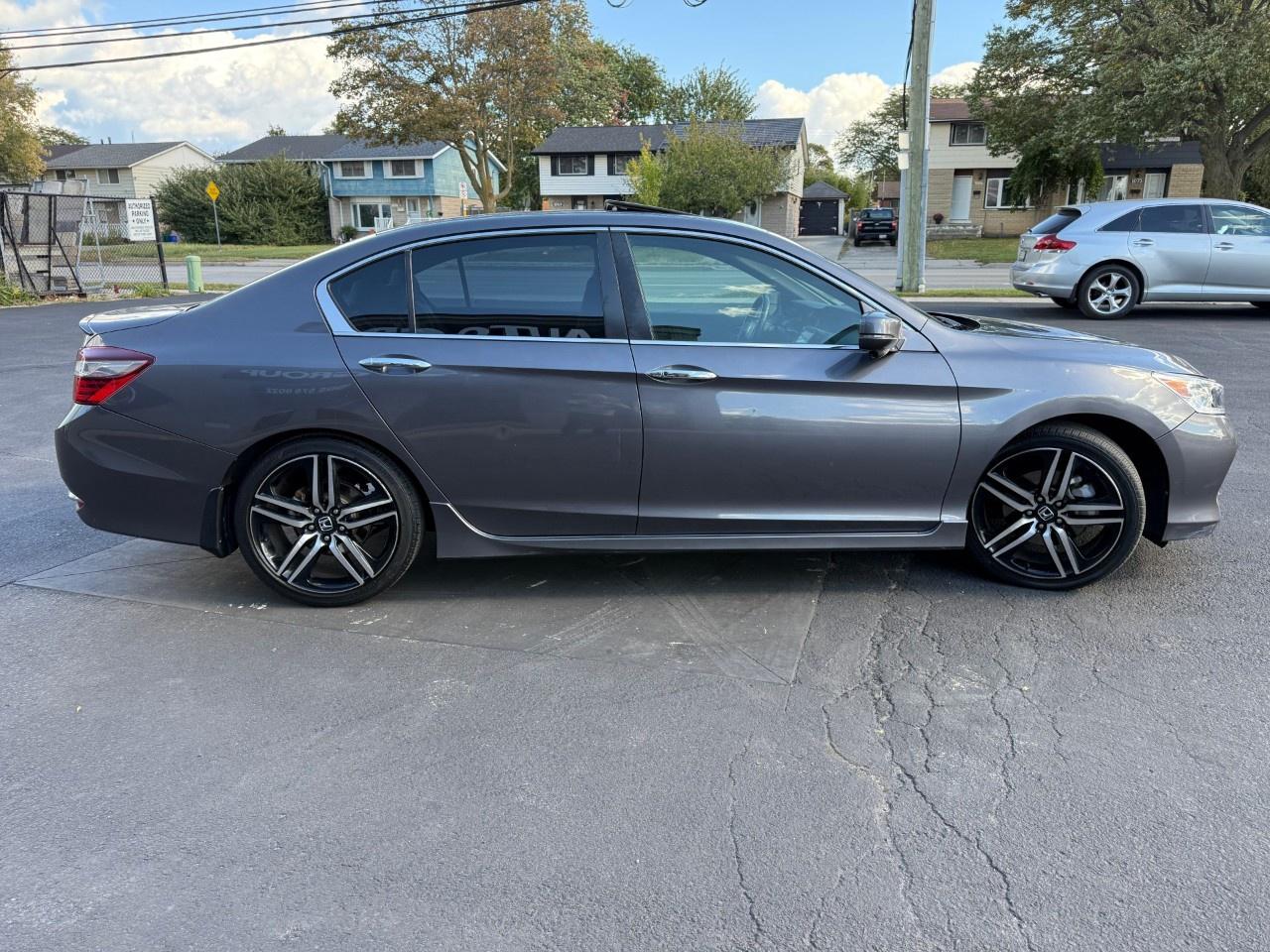 2016 Honda Accord Sedan Sport CVT Photo