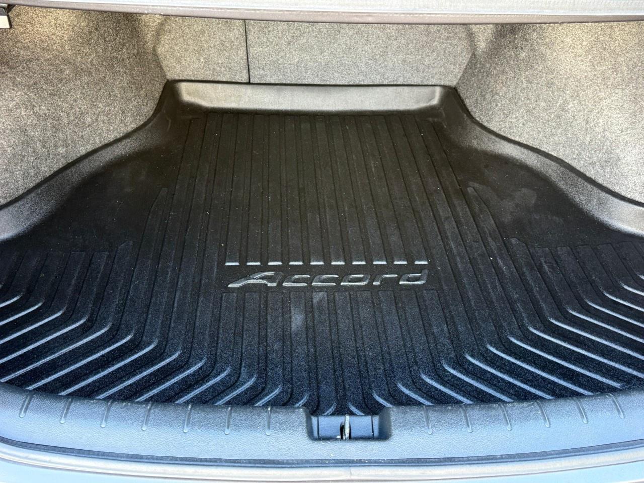 2016 Honda Accord Sedan Sport CVT Photo