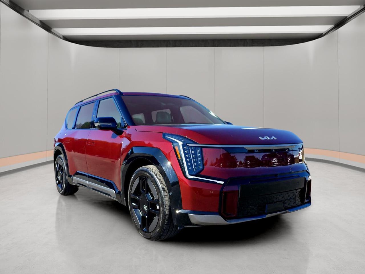2025 Kia EV9 Land Traction Photo