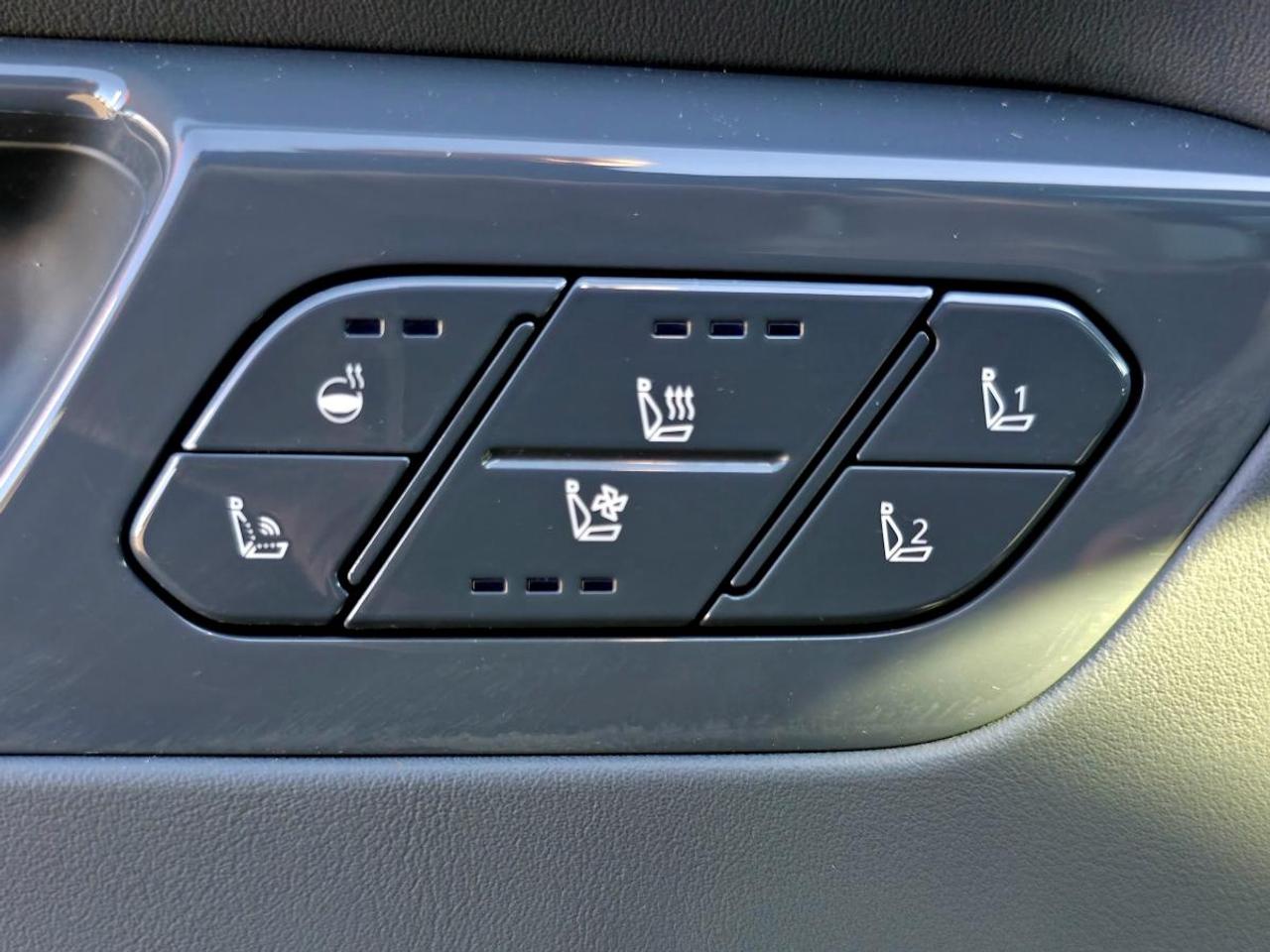 2025 Kia EV9 Land Traction Photo