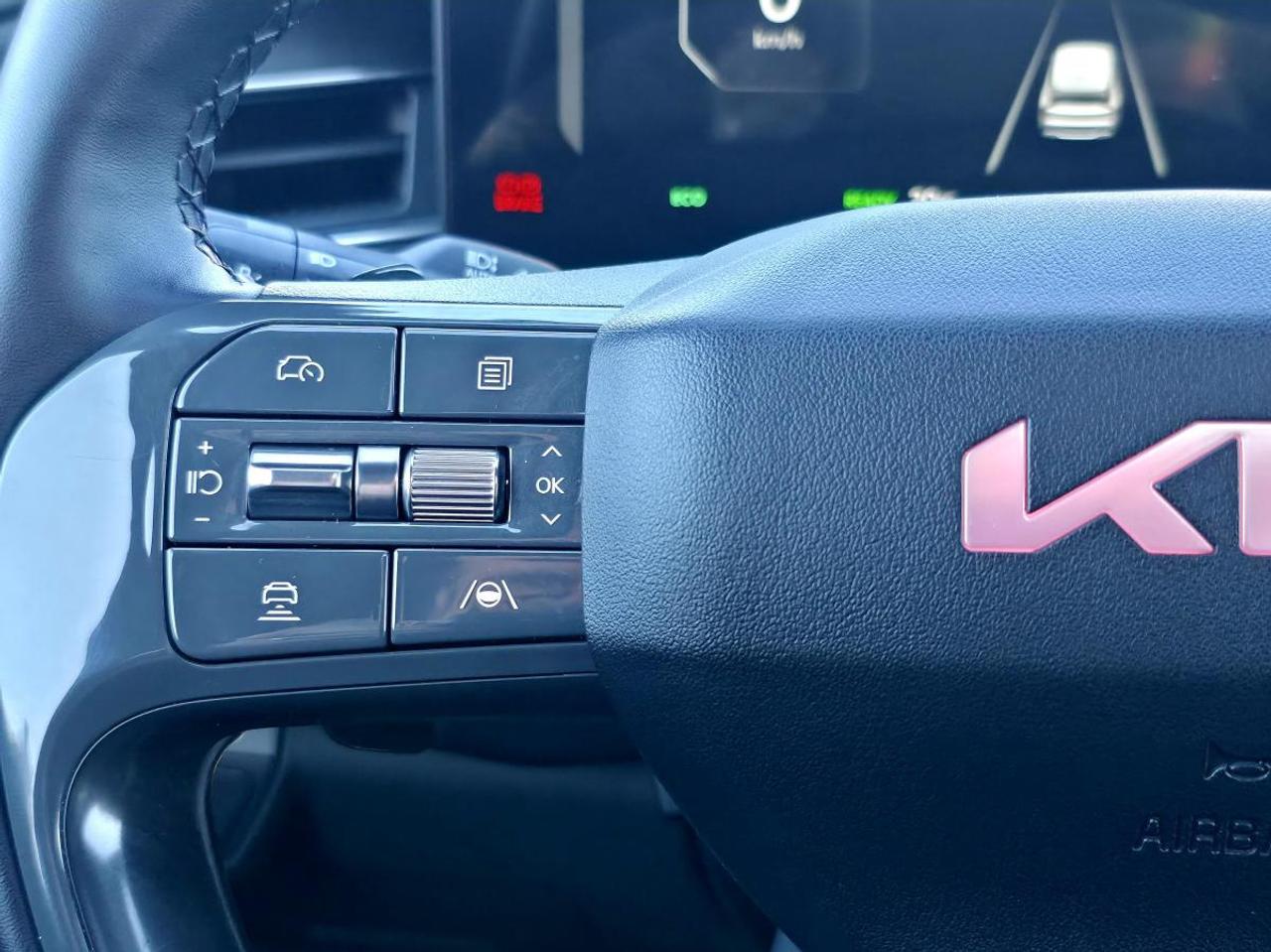 2025 Kia EV9 Land Traction Photo