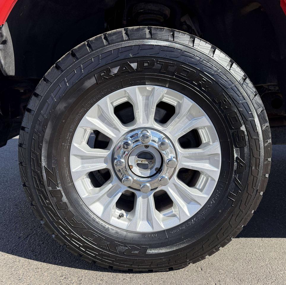 2020 Ford F-250 XLT Photo