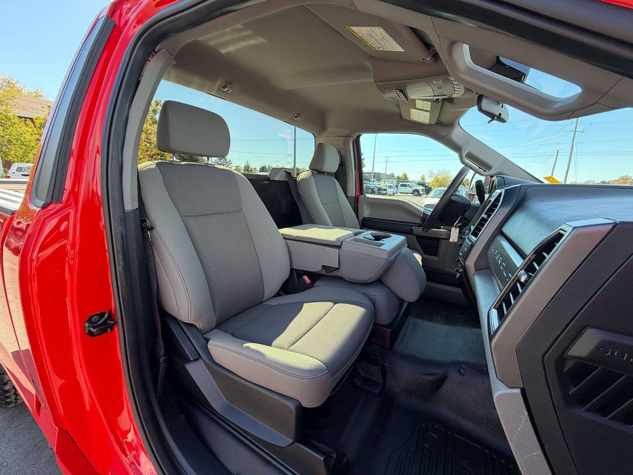 2020 Ford F-250 XLT Photo