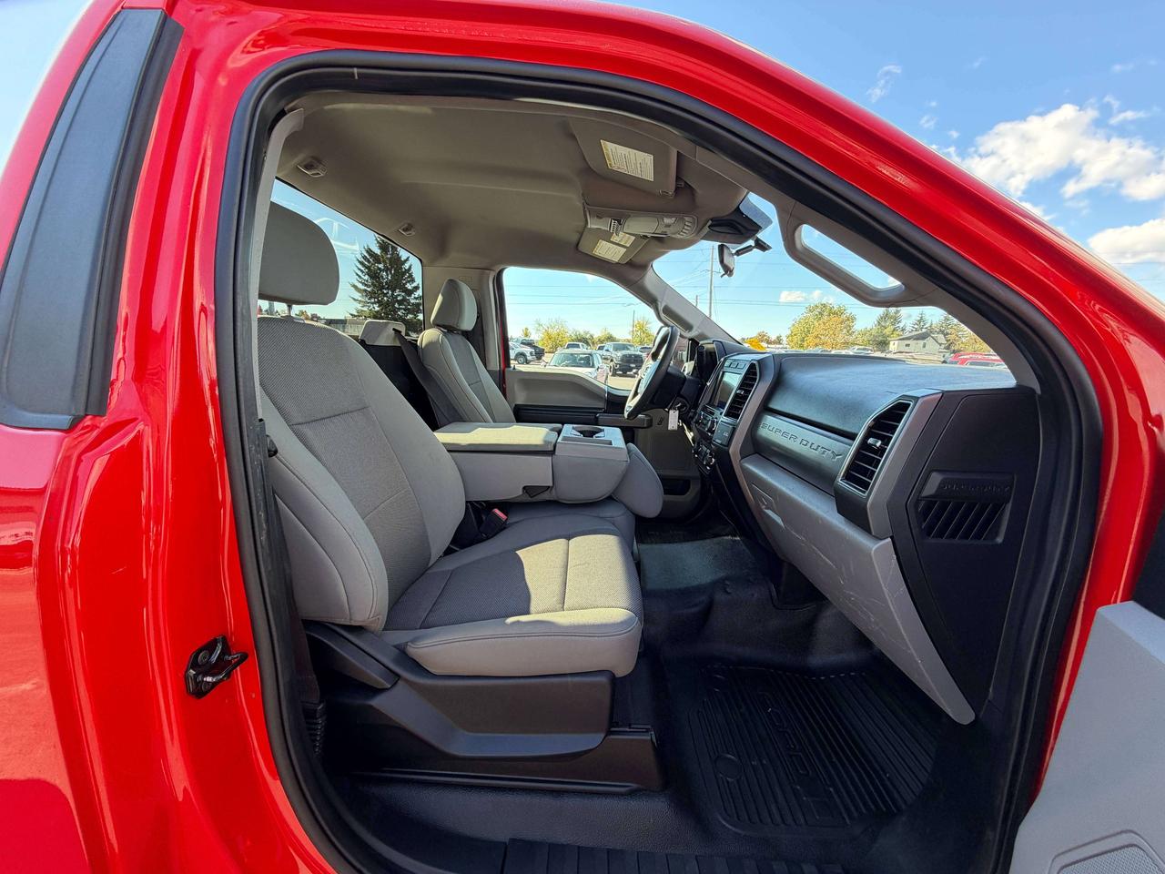 2020 Ford F-250 XLT Photo