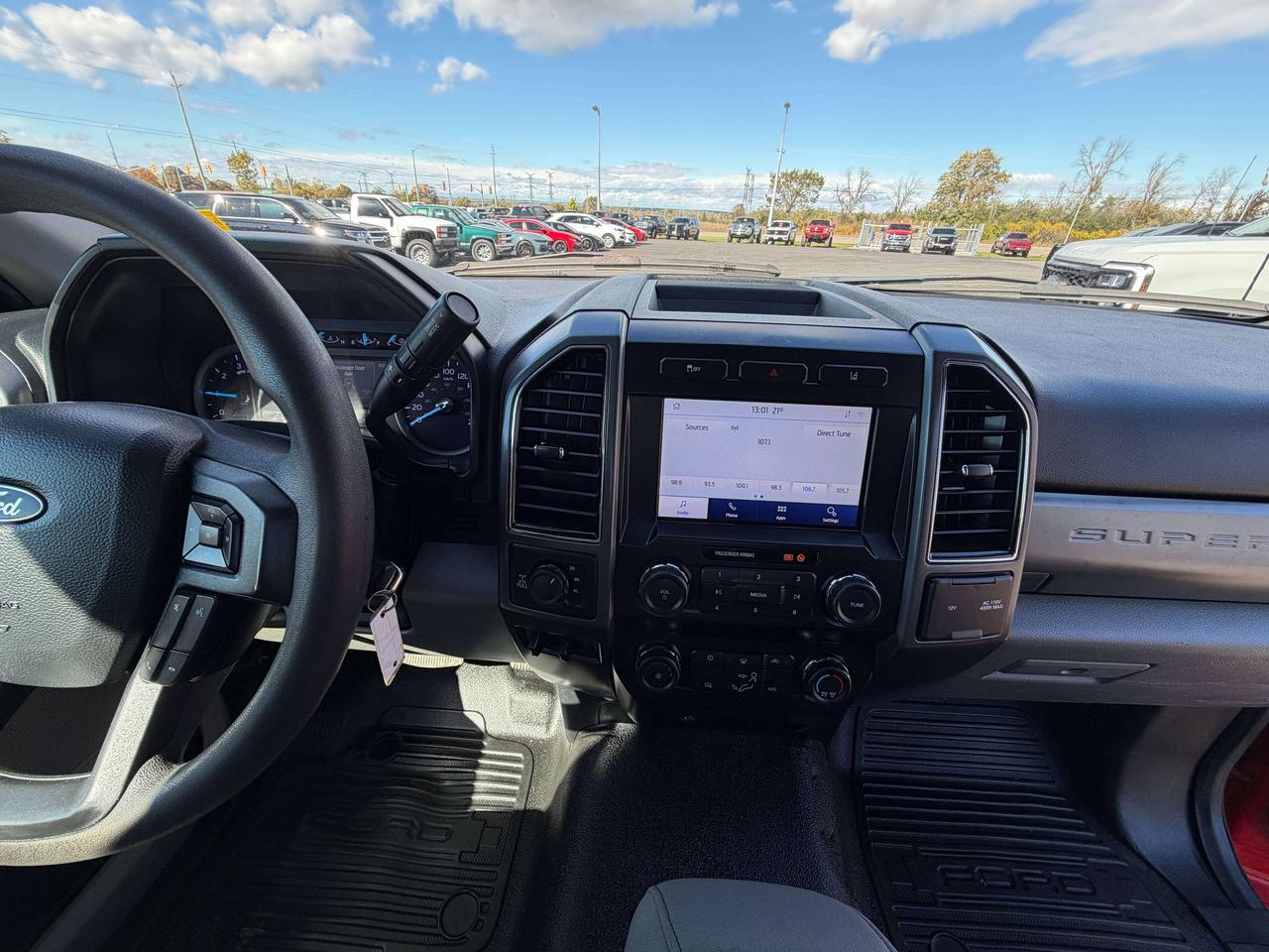 2020 Ford F-250 XLT Photo