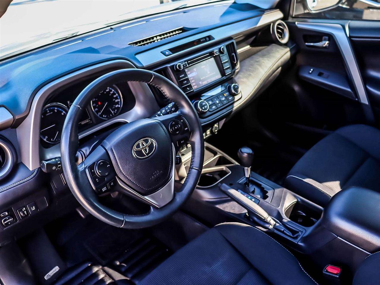 2017 Toyota RAV4 XLE   BLUETOOTH   BACK UP   PWR TAILGATE   ALLOYS Photo