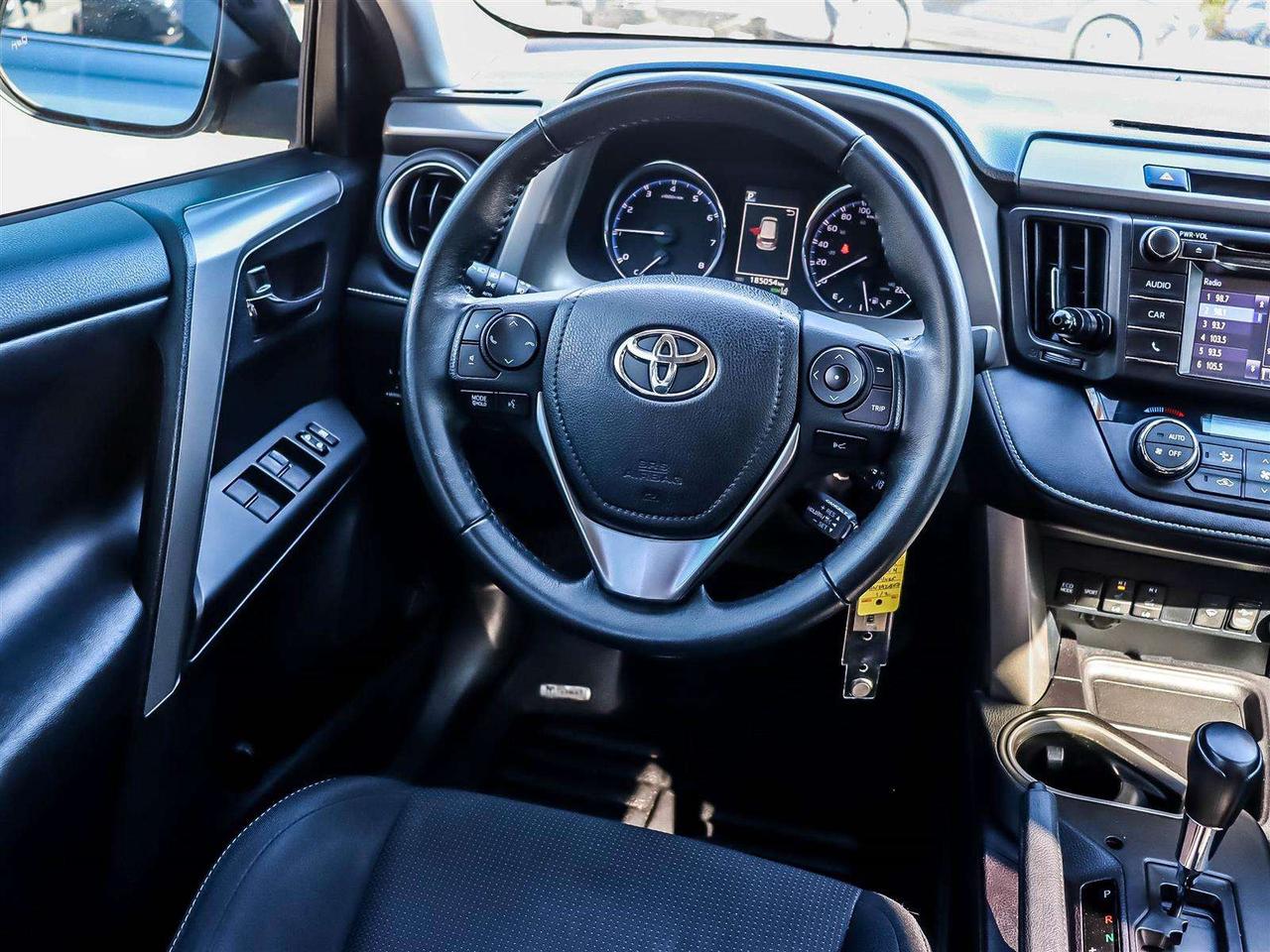 2017 Toyota RAV4 XLE   BLUETOOTH   BACK UP   PWR TAILGATE   ALLOYS Photo
