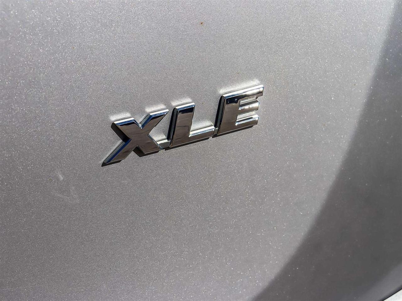 2017 Toyota RAV4 XLE   BLUETOOTH   BACK UP   PWR TAILGATE   ALLOYS Photo