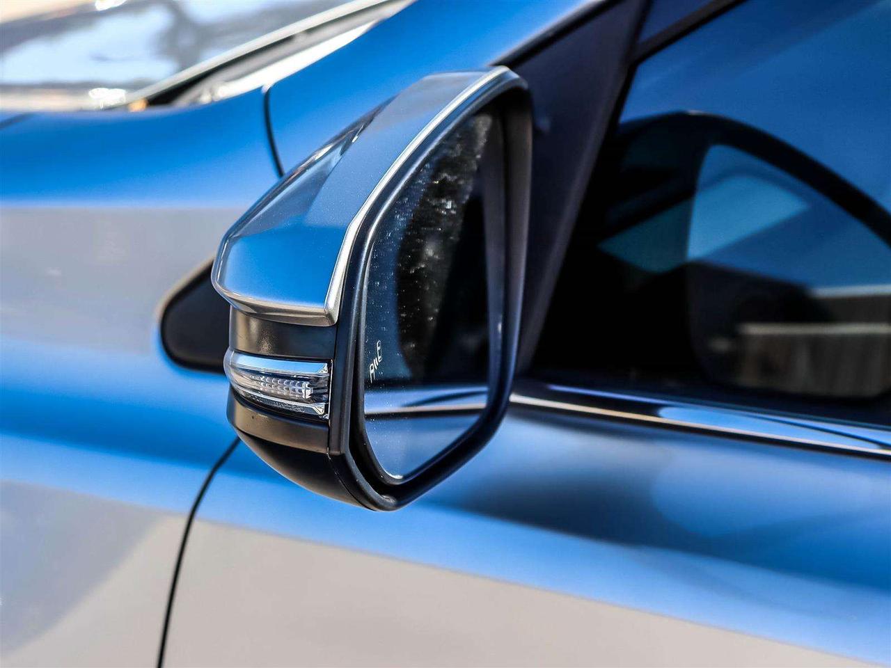 2017 Toyota RAV4 XLE   BLUETOOTH   BACK UP   PWR TAILGATE   ALLOYS Photo