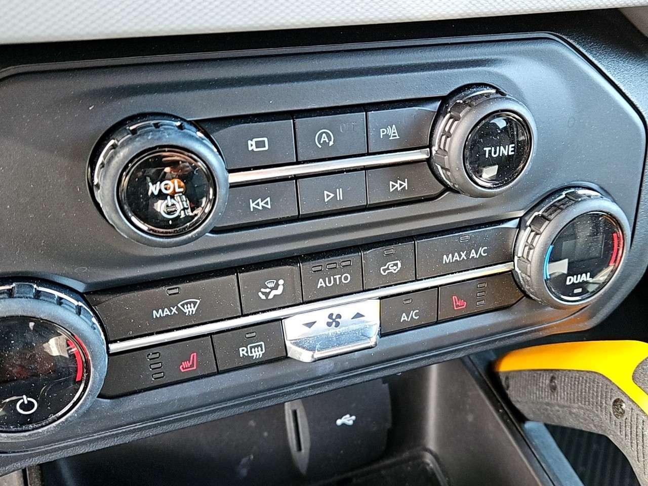 2023 Ford Bronco BADLANDS   MANUAL!   HEATHER LEATHER Photo