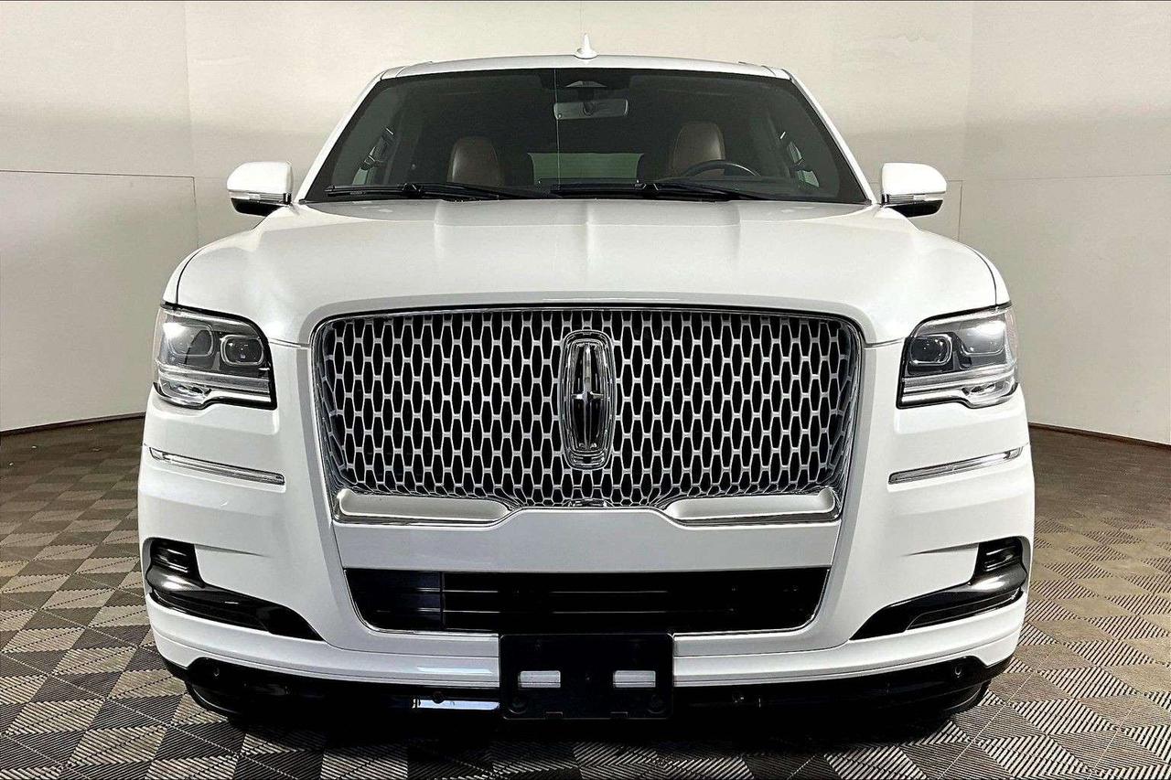 2024 Lincoln Navigator Reserve 4x4 Photo