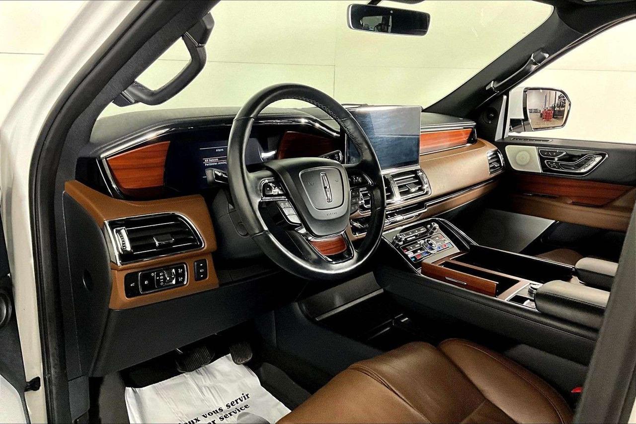 2024 Lincoln Navigator Reserve 4x4 Photo