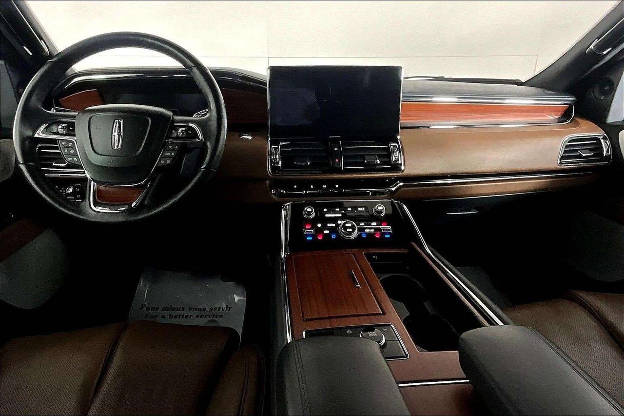 2024 Lincoln Navigator Reserve 4x4 Photo