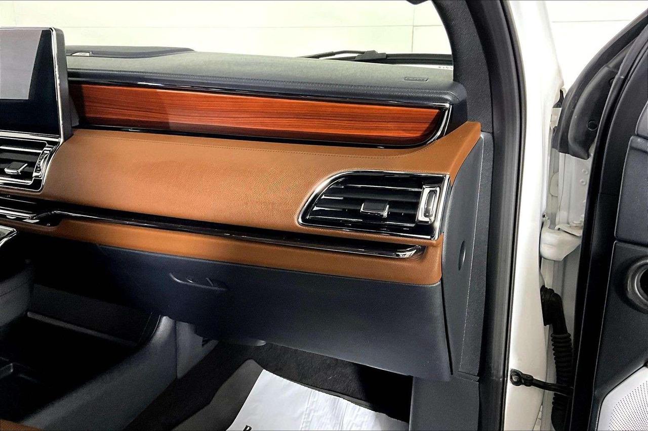2024 Lincoln Navigator Reserve 4x4 Photo