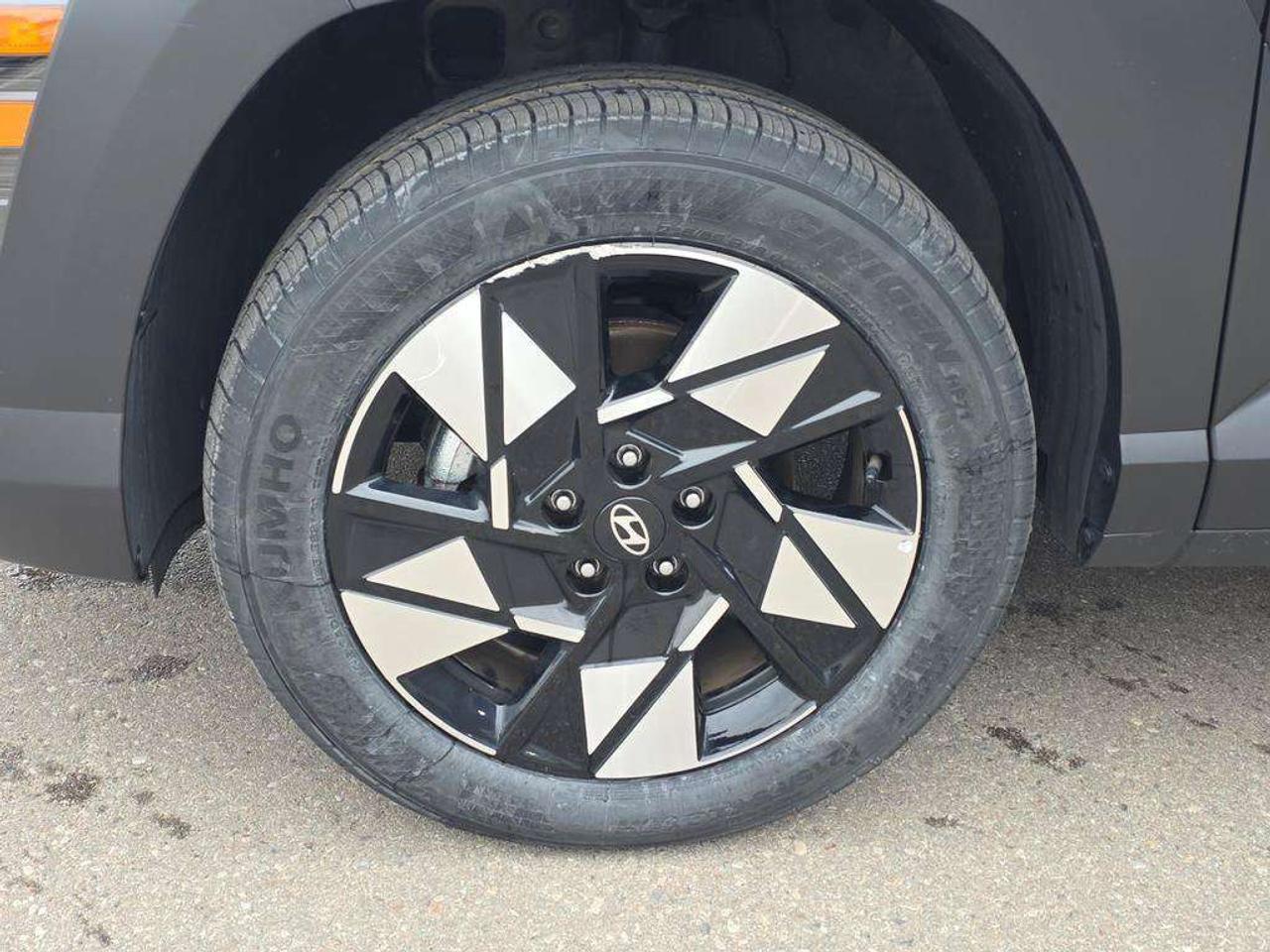 2025 Hyundai KONA Preferred Photo