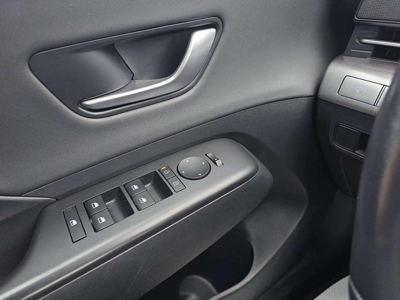 2025 Hyundai KONA Preferred Photo