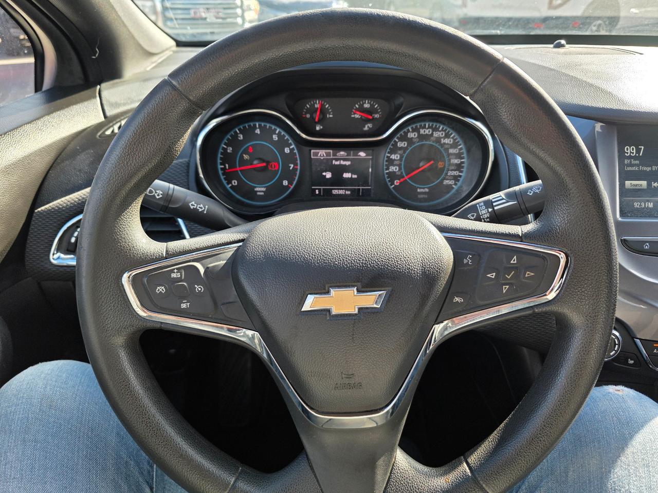 2017 Chevrolet Cruze LT Manual 4dr Sedan Photo