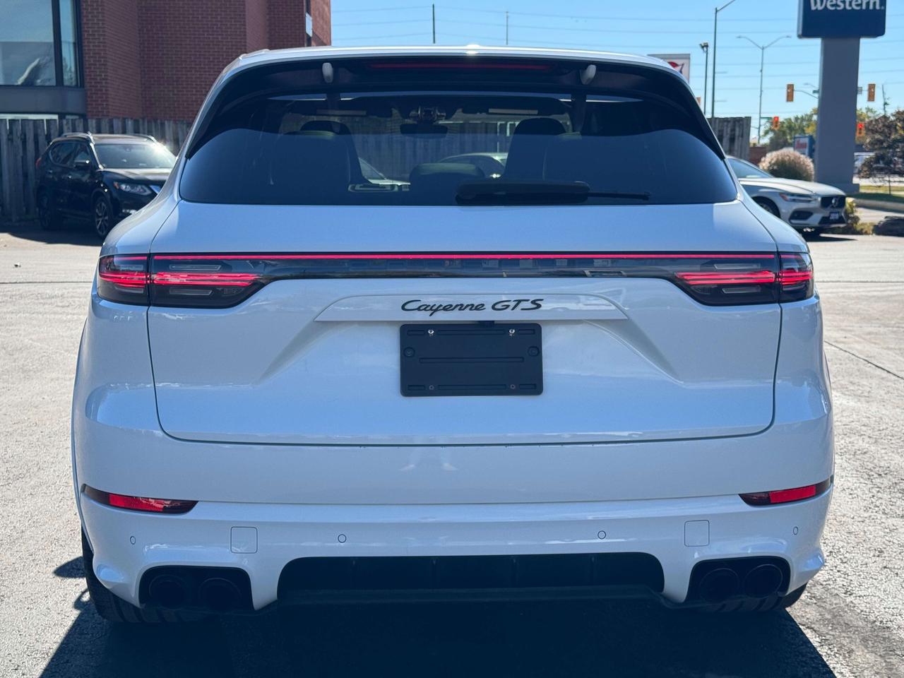 2021 Porsche Cayenne GTS Photo