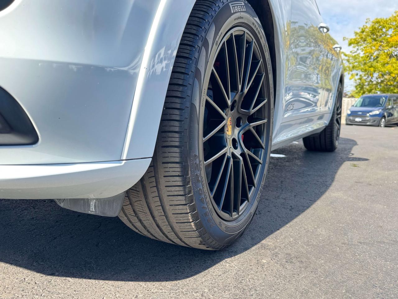 2021 Porsche Cayenne GTS Photo