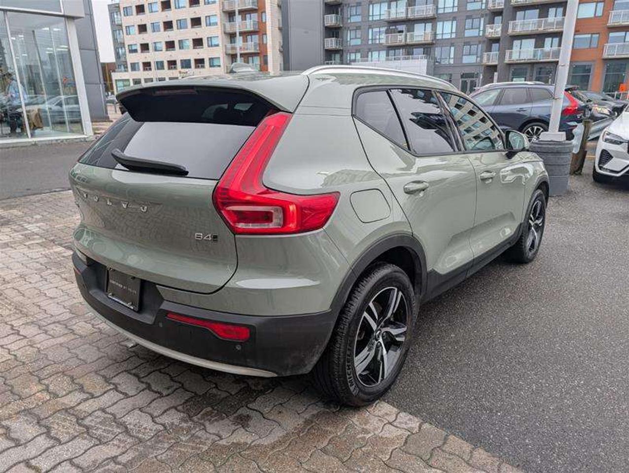2023 Volvo XC40 B4 Core   AWD   Climate   Sage Green   Clean Photo