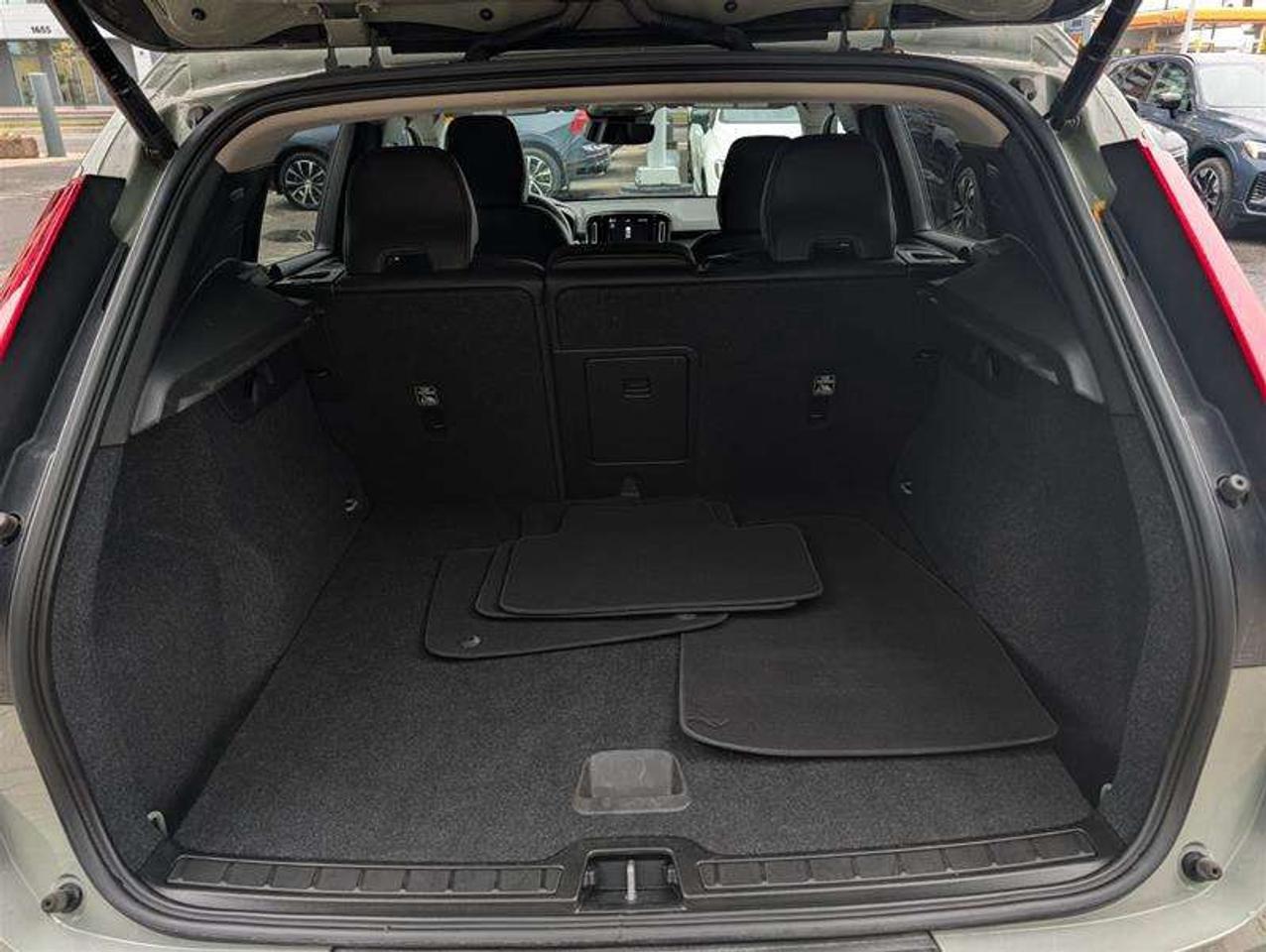 2023 Volvo XC40 B4 Core   AWD   Climate   Sage Green   Clean Photo