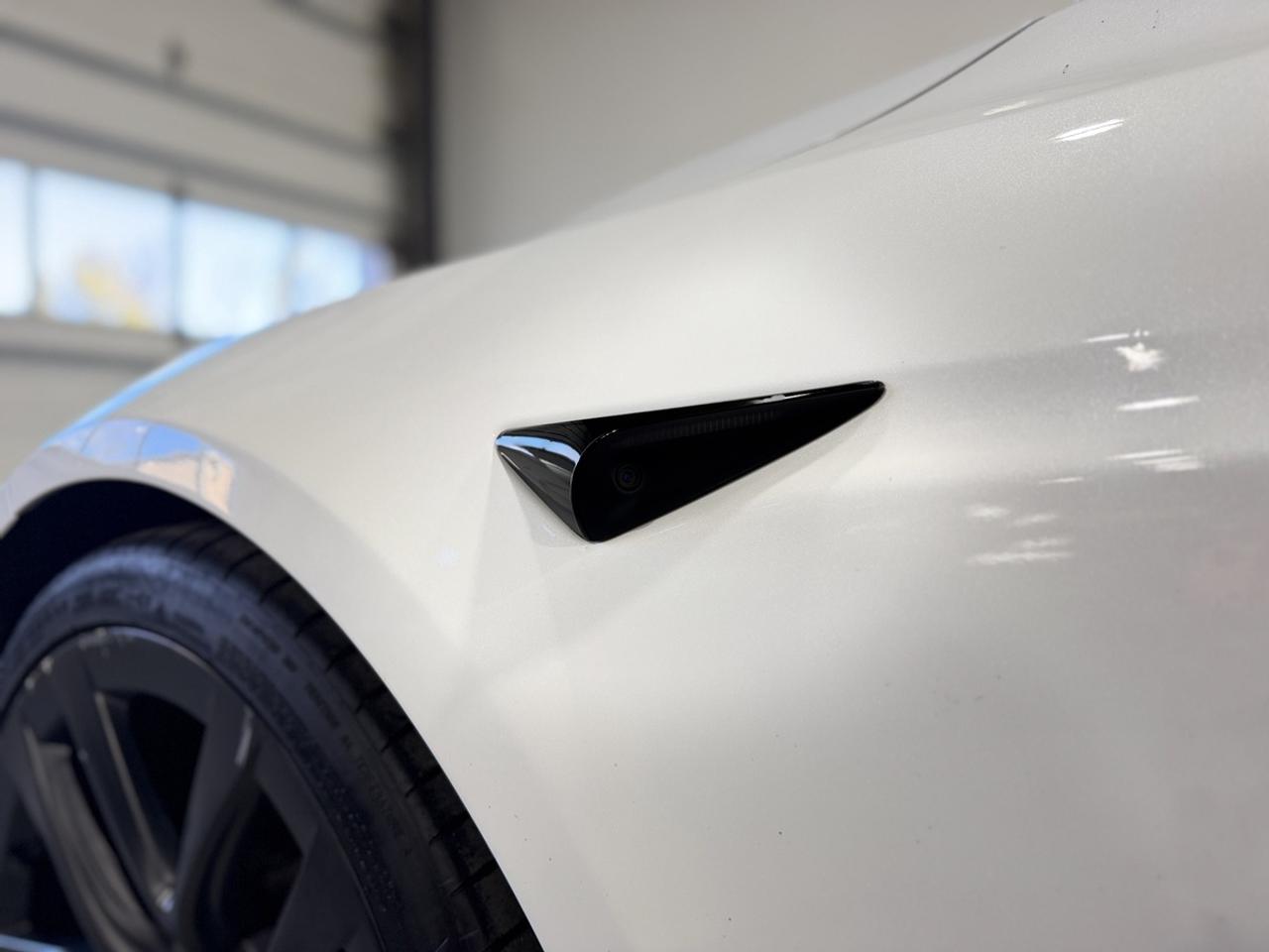 2022 Tesla Model S Long Range Photo