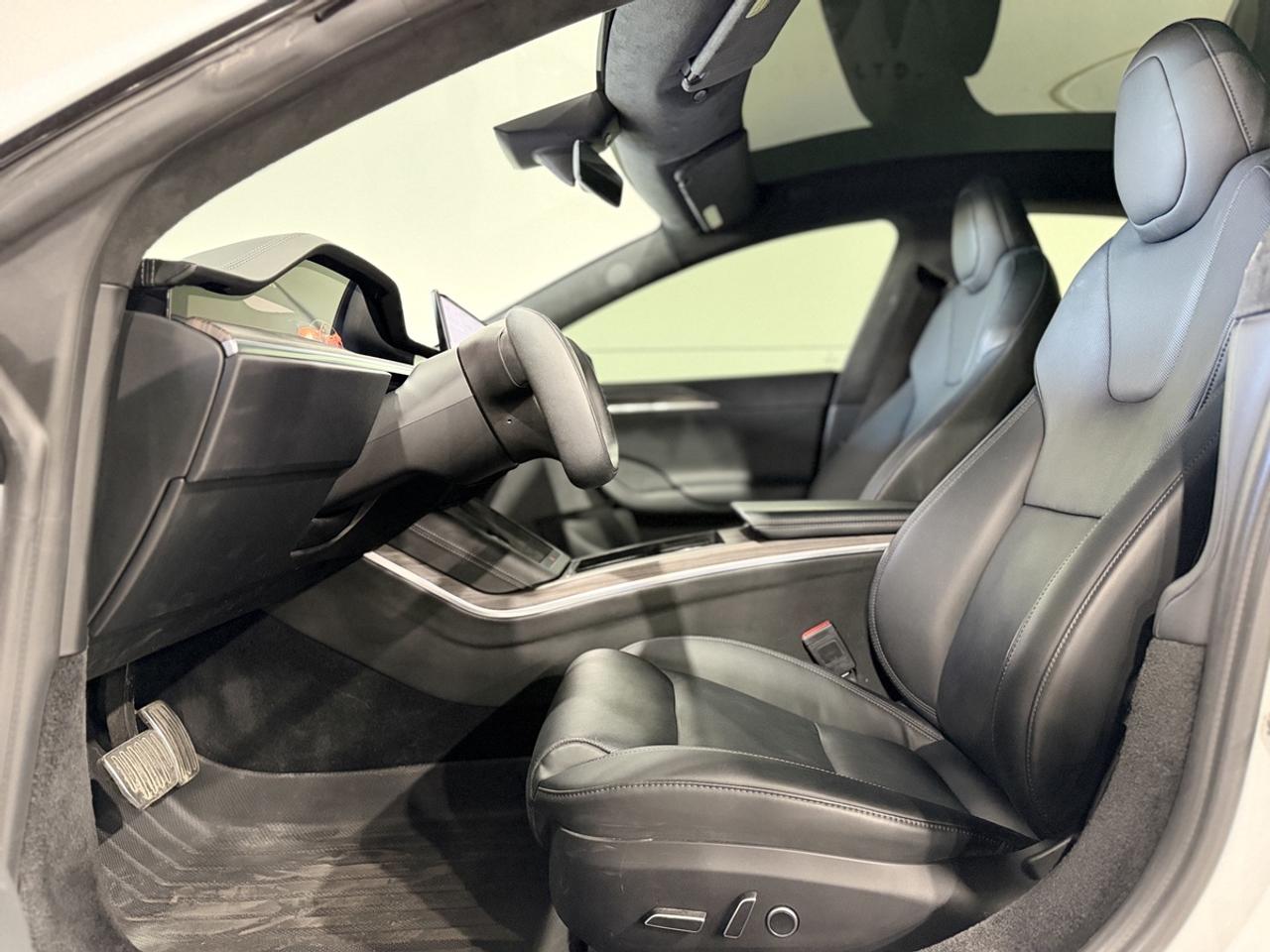 2022 Tesla Model S Long Range Photo