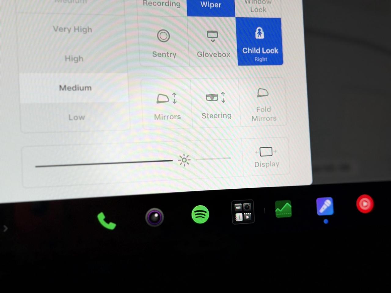 2022 Tesla Model S Long Range Photo