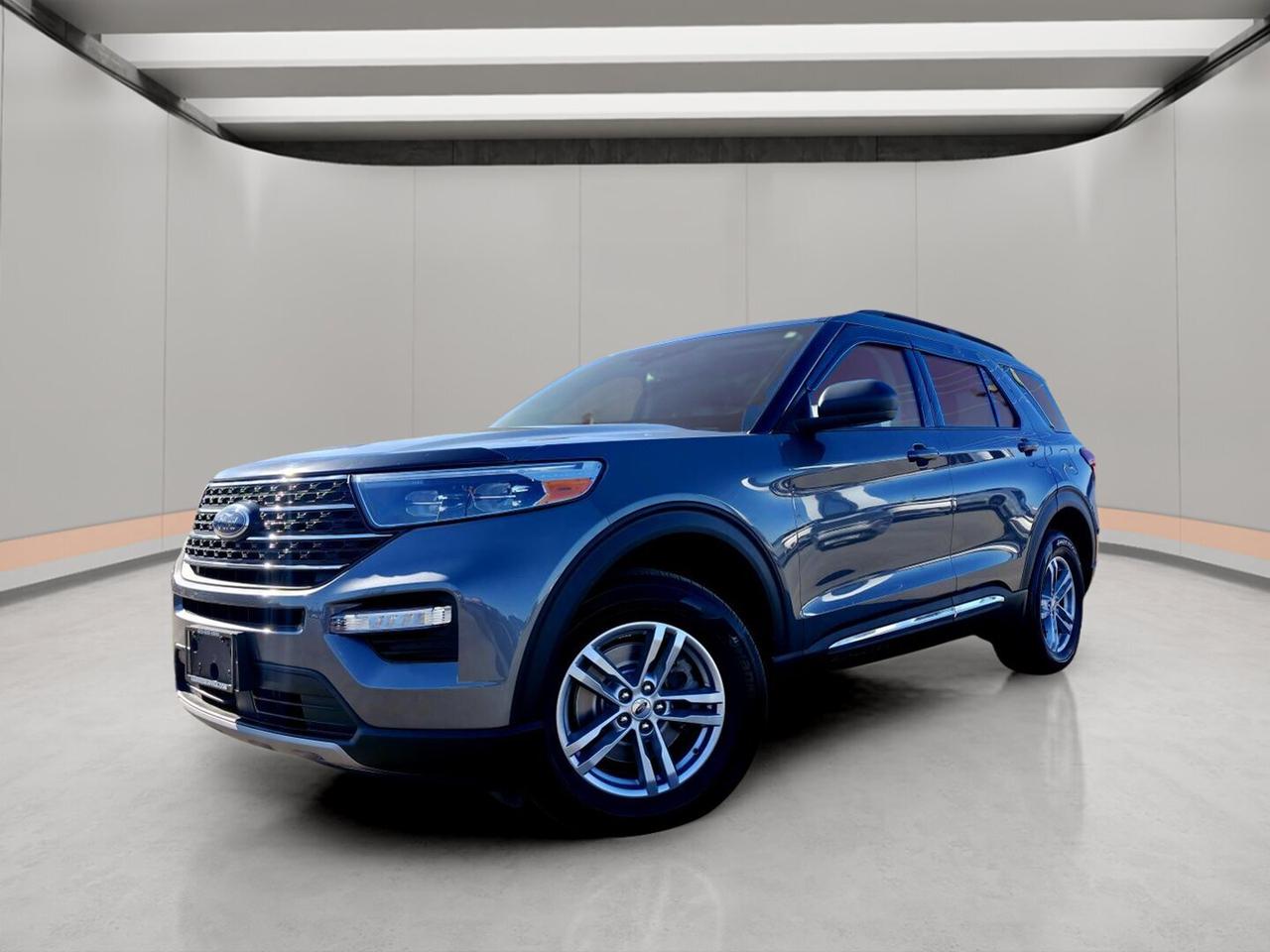 2023 Ford Explorer XLT, quatre roues motrices Photo0