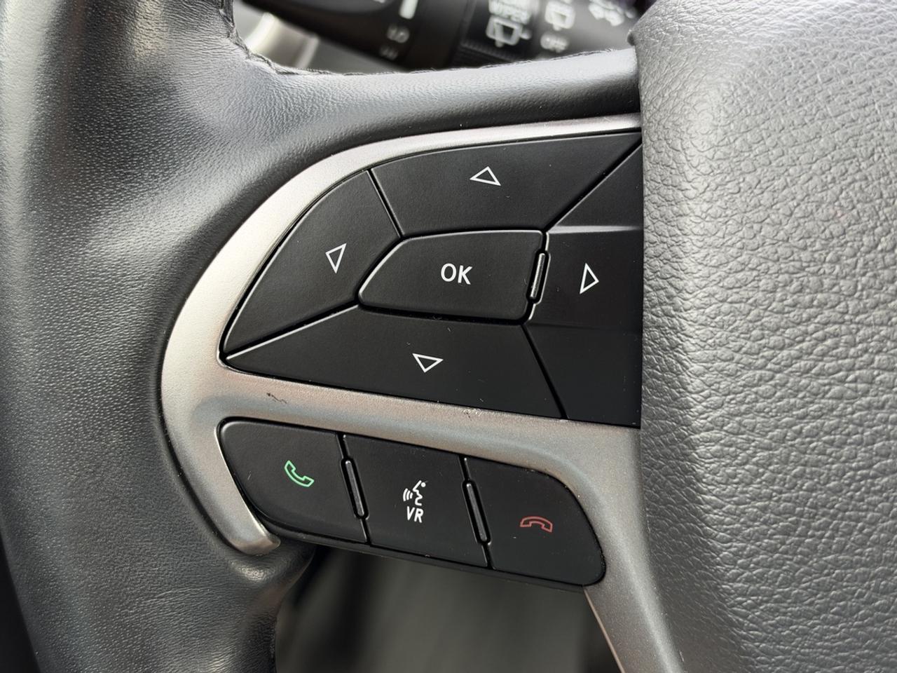 2019 Jeep Grand Cherokee Leredo/NAV/AWD Photo