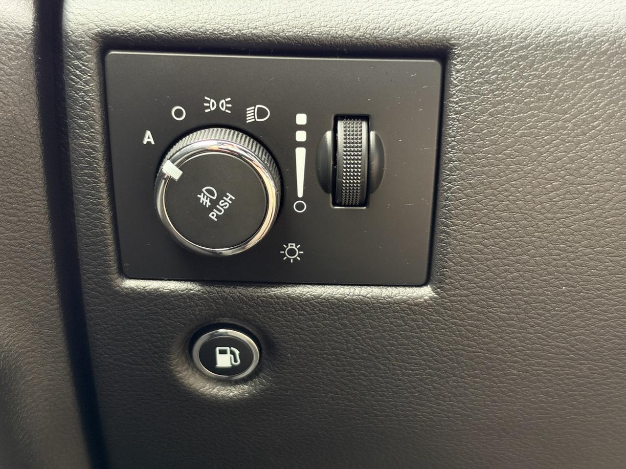 2019 Jeep Grand Cherokee Leredo/NAV/AWD Photo