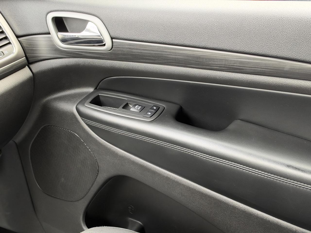2019 Jeep Grand Cherokee Leredo/NAV/AWD Photo