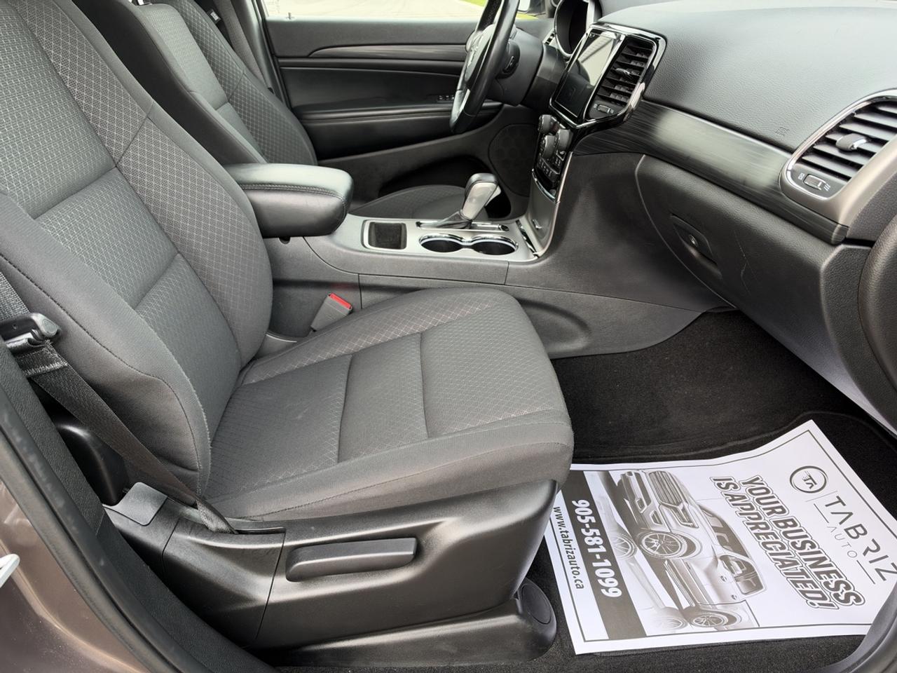 2019 Jeep Grand Cherokee Leredo/NAV/AWD Photo