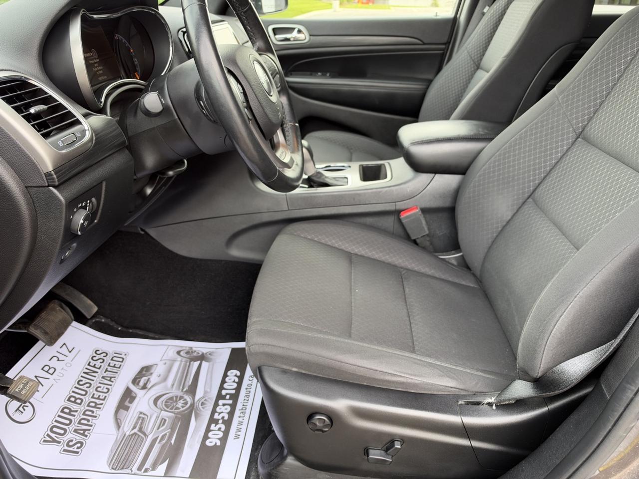 2019 Jeep Grand Cherokee Leredo/NAV/AWD Photo
