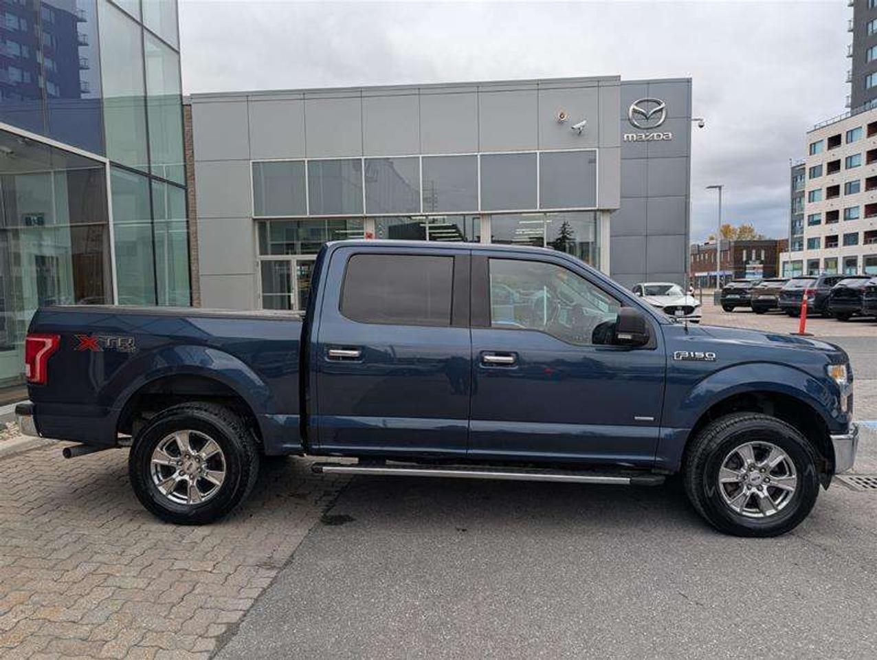 2016 Ford F-150 XLT   3.5 EcoBoost   302A   Tow Pkg   4x4 Photo4
