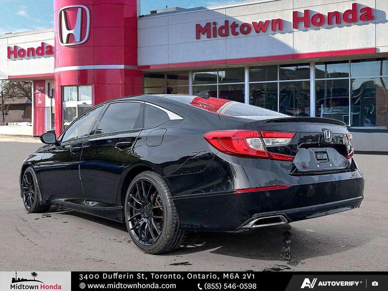 2018 Honda Accord Touring 2.0 Automatic Sedan Photo