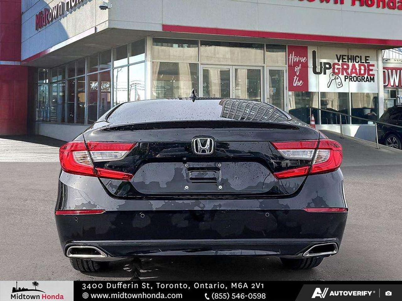 2018 Honda Accord Touring 2.0 Automatic Sedan Photo
