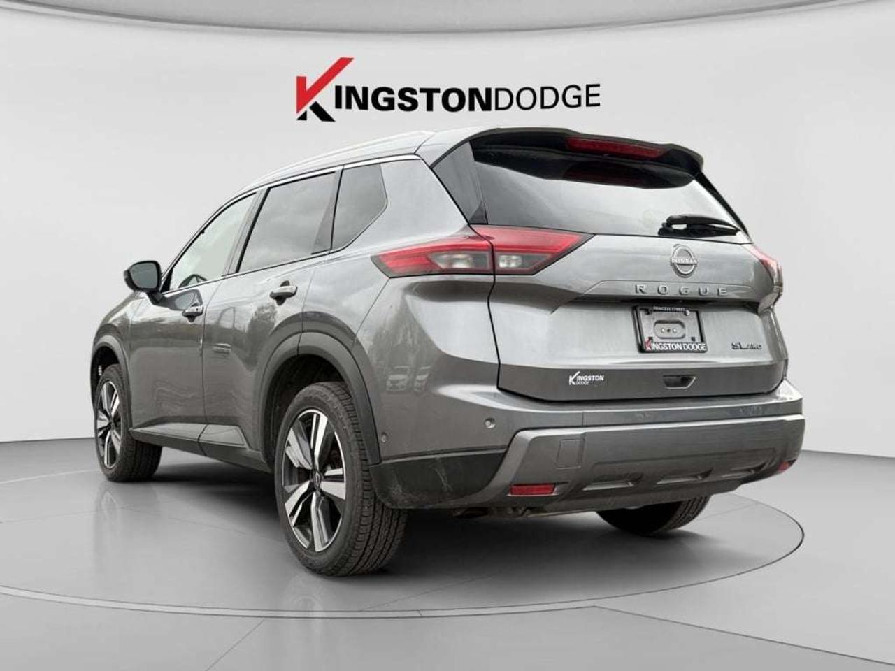 2024 Nissan Rogue SL AWD Photo2